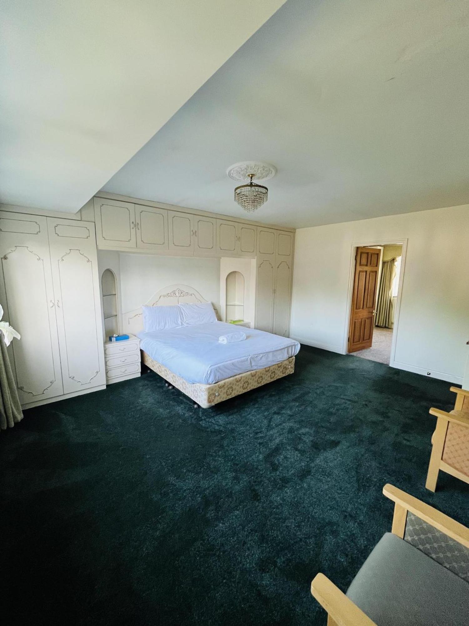 Unwind In Comfort At Cosy Caradus Free Parking Birmingham Exterior foto